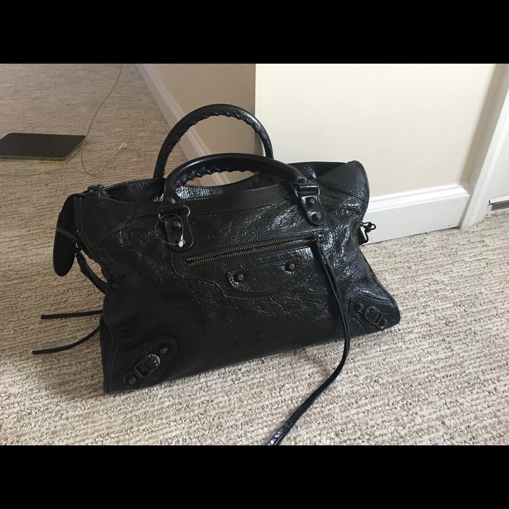 Classic city bag